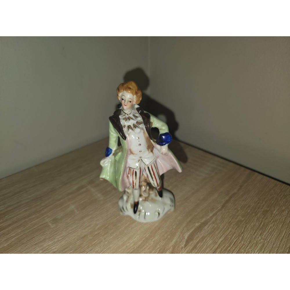 Vintage Made in Occupied Japan Porcelain Colonial Man Figurine Green Coat